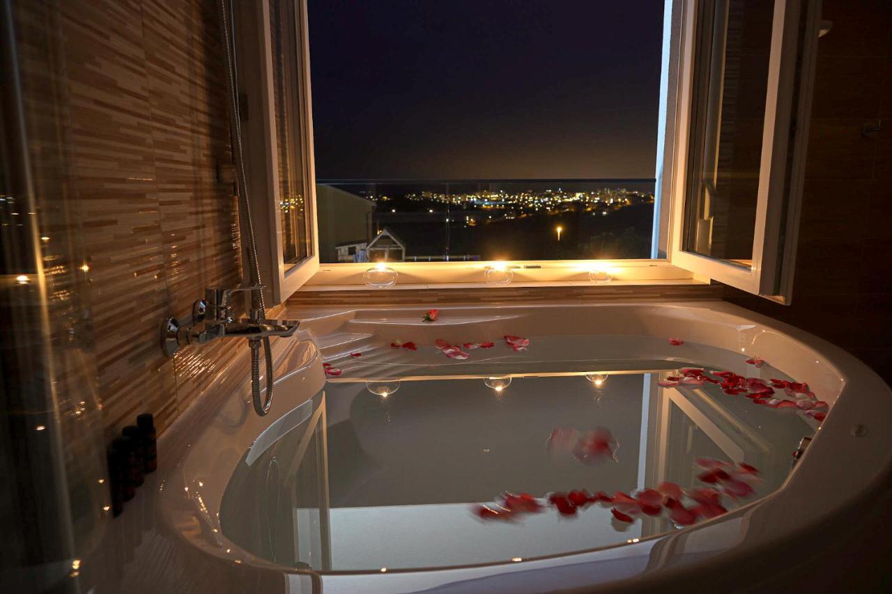 Villa Angelus With Heated Pool Kucine ภายนอก รูปภาพ